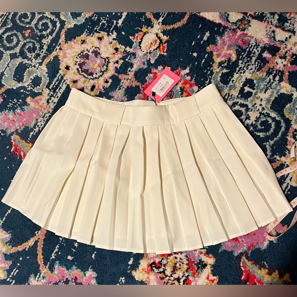 edikted alani cream mini skirt S